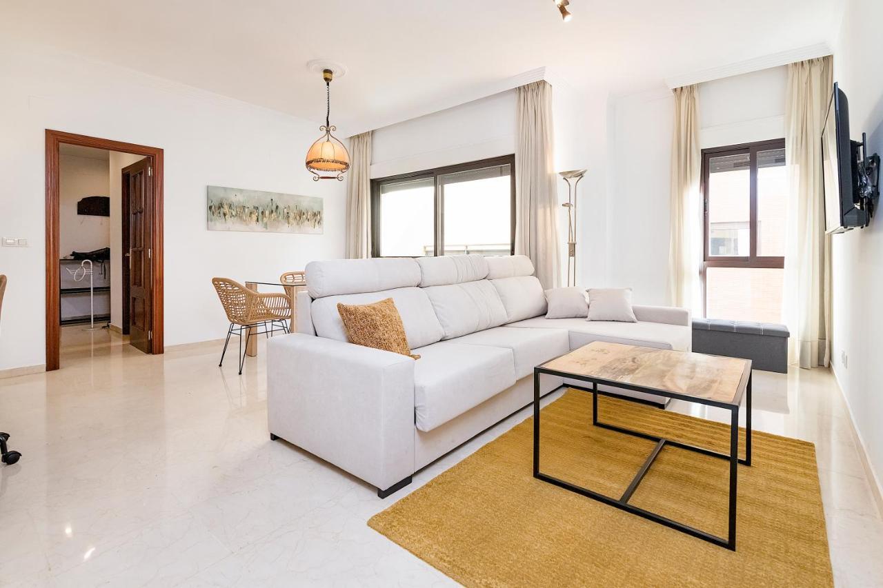 Bhost - Colon Apartment มาลากา ภายนอก รูปภาพ