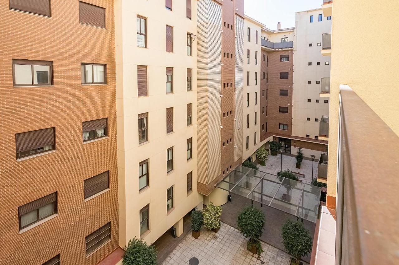 Bhost - Colon Apartment มาลากา ภายนอก รูปภาพ